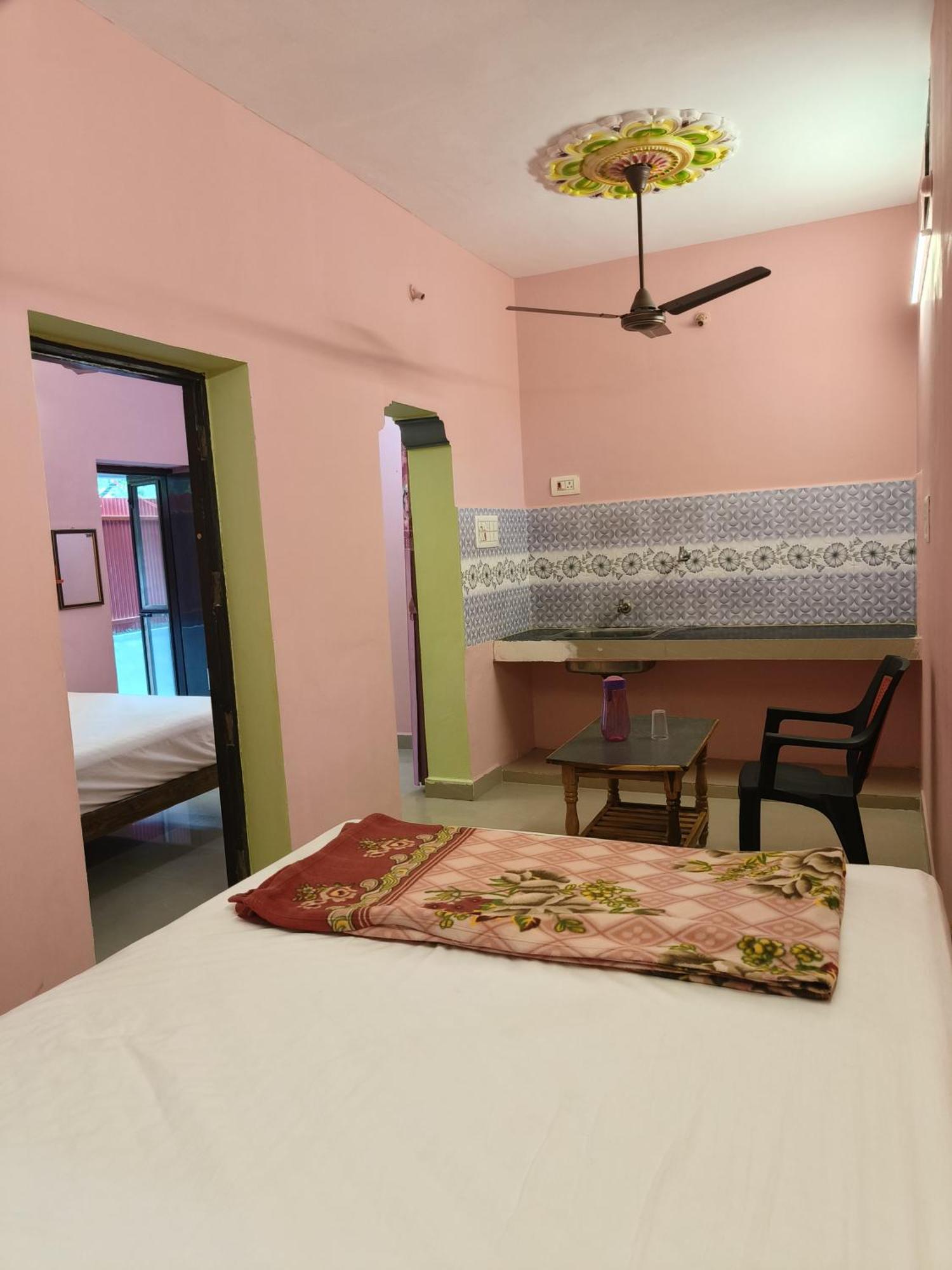 Liya Guest House Тируваннамалай Экстерьер фото